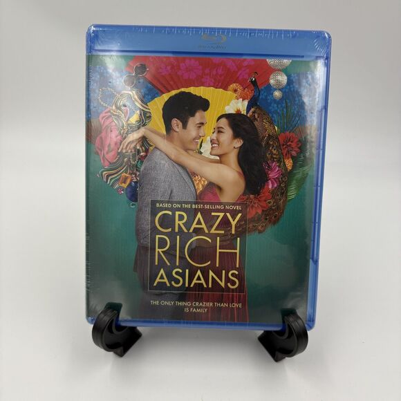 NIB SEALED Crazy Rich Asians (Blu-ray, 2018) - Picture 1 of 3